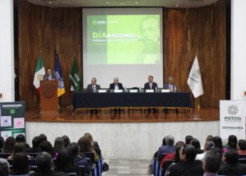 EL ESTADO RECONOCE TRAYECTORIA DEL PERSONAL DE LA DEFENSORÍA PÚBLICA.