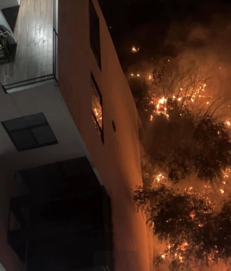 INCENDIO EN ZONA RESIDENCIAL DE LA CAPITAL POTOSINA.