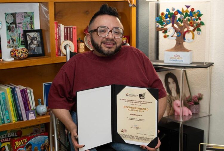 Guz Guevara, activista potosino, recibe el Reconocimiento Nacional por la Igualdad y No Discriminación de la CONAPRED