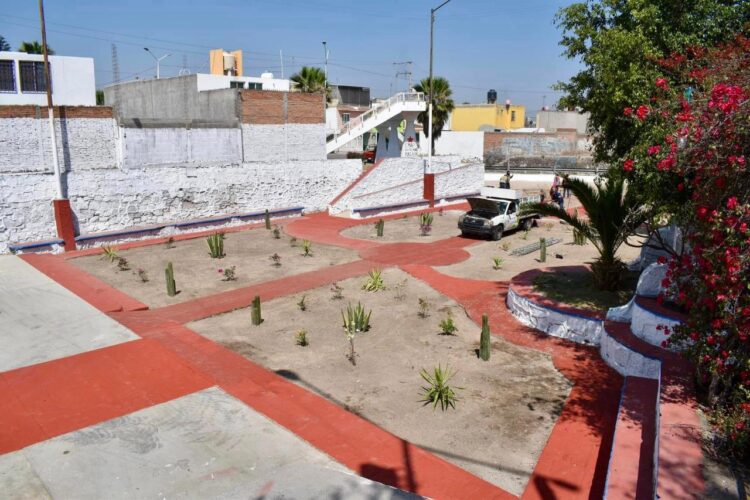 Ciudadanía disfruta espacios rehabilitados en el Río Españita.