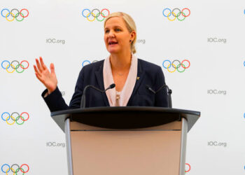 KIRSTY COVENTRY, LA PRIMERA MUJER EN PRESIDIR EL COI Y ABRIR UNA NUEVA ERA EN EL DEPORTE.