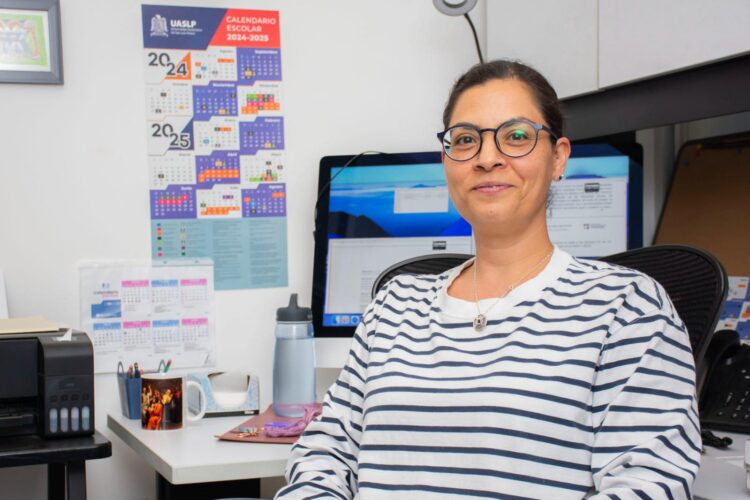 MUJERES PODEMOS TENER UNA VIDA INTELECTUAL ACTIVA, RIGUROSA Y SERIA: ANA LAURA FONSECA