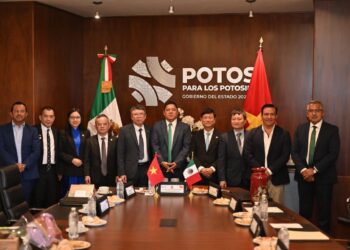 SE REÚNE GOBERNADOR DEL ESTADO CON EMBAJADOR EXTRAORDINARIO DE VIETNAM.