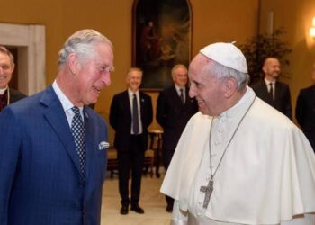 REY CARLOS III POSPONE SU AUDIENCIA CON EL PAPA FRANCISCO POR RAZONES DE SALUD.