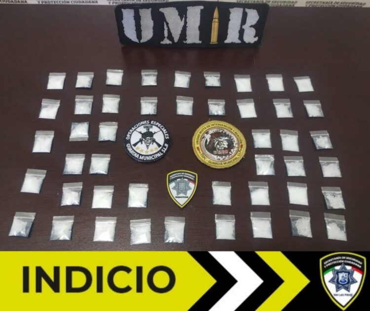 JOVEN DETENIDO CON 46 DOSIS DE CRISTAL EN LA COLONIA ABASTOS.