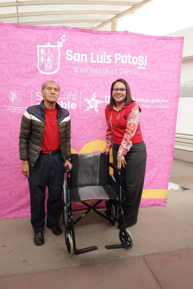 DIF MUNICIPAL REITERA SU COMPROMISO CON PERSONAS CON DISCAPACIDAD Y ADULTAS MAYORES EN SLP.