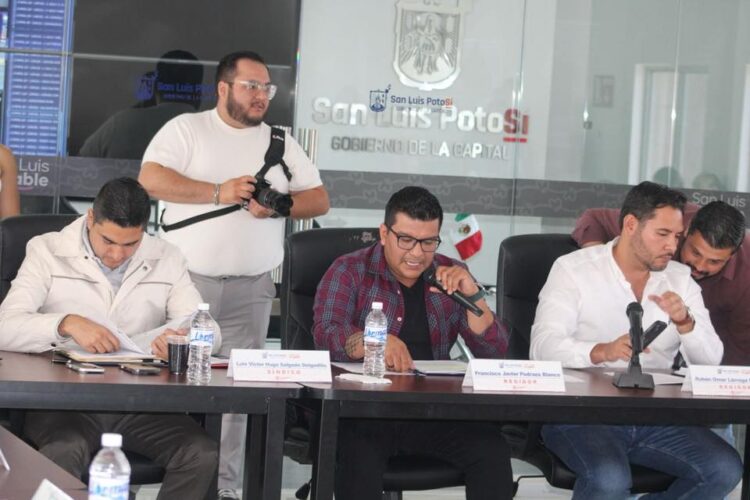 APRUEBAN ELEVAR A RANGO DE DIRECCIÓN EL ÁREA DE CIUDADES HERMANAS DEL AYUNTAMIENTO DE LA CAPITAL DE SLP.