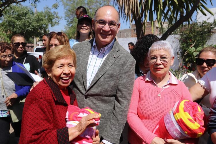 EN LA COLONIA EL PASEO, EL ALCALDE ENRIQUE GALINDO ENCABEZÓ EL PROGRAMA CAPITAL AL 100.