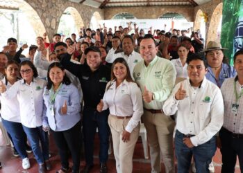 CAPACITACIÓN A PRESTADORES DE SERVICIOS TURÍSTICOS EN LA HUASTECA.