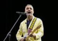 LA PLAZA DE FUNDADORES VUELVE VIBRAR DE EMOCIÓN, AHORA CON LA MÍTICA FUSIÓN DE RITMOS DE JORGE DREXLER DENTRO DEL FESTIVAL SAN LUIS EN PRIMAVERA.
