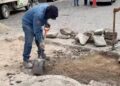 ATIENDE GOBIERNO DE LA CAPITAL DENUNCIA CIUDADANA Y REPARA ADOQUINES EN EL CENTRO HISTÓRICO.