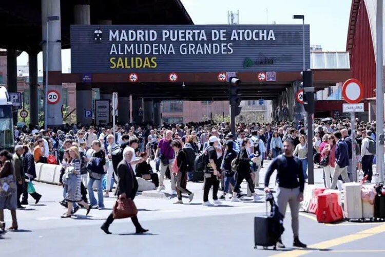 SE REGISTRA UNO DE LOS APAGONES MÁS GRANDES DE ENERGÍA ELÉCTRICA EN EUROPA.