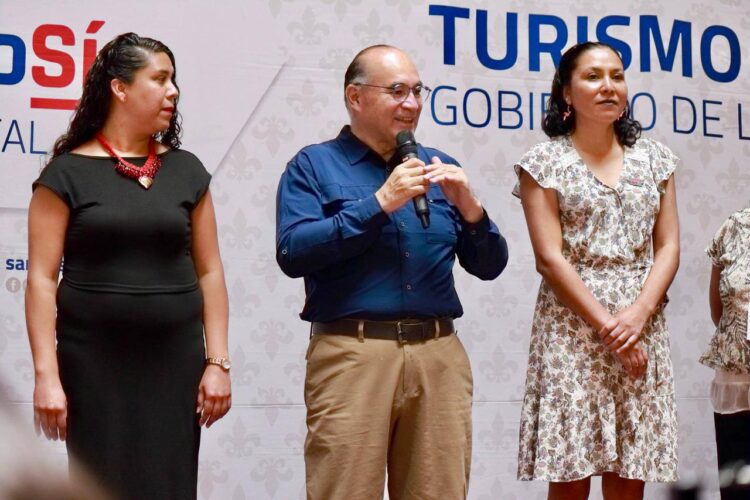 VIAJAR SEGURO COMIENZA EN SAN LUIS,EXITOSA EXPO DE AGENCIAS DE VIAJES.