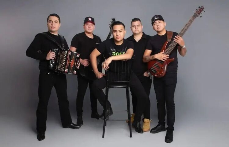 ENCUENTRAN CON VIDA A LOS JUNIOR’S DE MONTERREY TRAS HORAS DE ANGUSTIA.