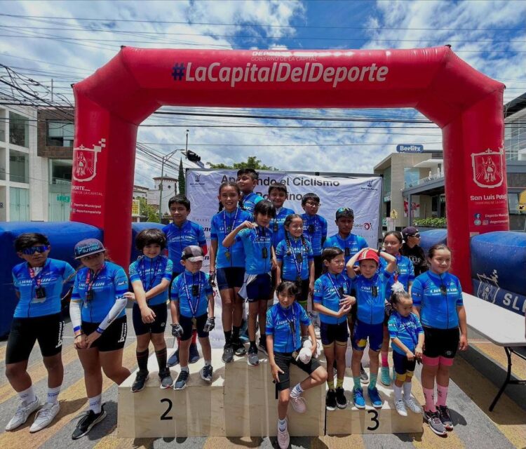 NIÑOS Y NIÑAS DEMUESTRAN SU TALENTO EN LA FINAL DE CICLISMO.