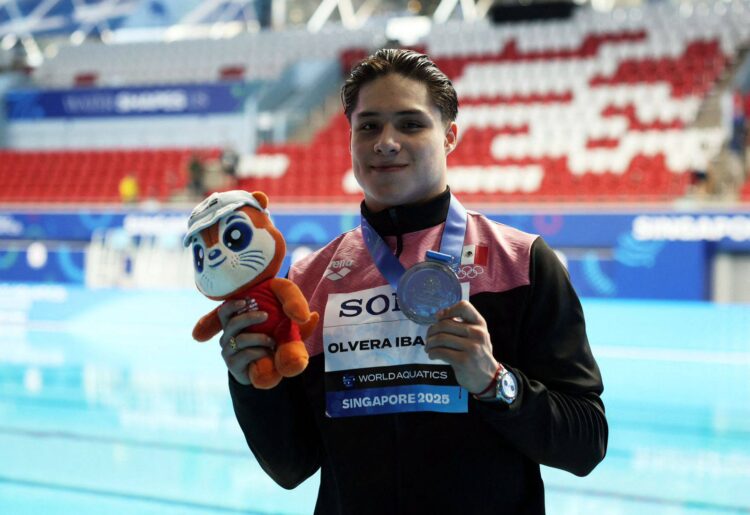 MEXICANO OSMAR OLVERA BRILLA EN SINGAPUR Y SE ADJUDICA SU SEGUNDA MEDALLA MUNDIAL.