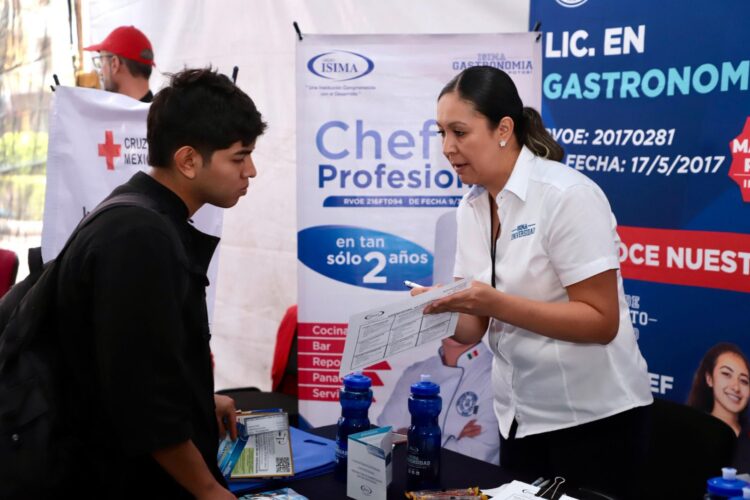 TODO UN ÉXITO LA FERIA UNIVERSITARIA 2025 “PREPARANDO TU FUTURO”.