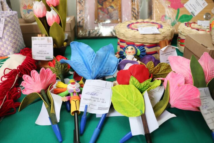 PIDEN NO NADAR EN TRES PLAYAS DE PUERTO VALLARTA.