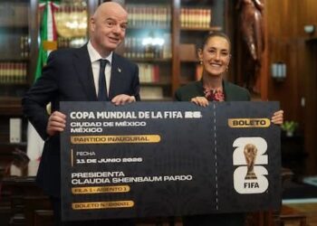 SHEINBAUM PODRÍA DAR EL BOLETO 001 DEL MUNDIAL 2026 A JOVEN AFICIONADA.