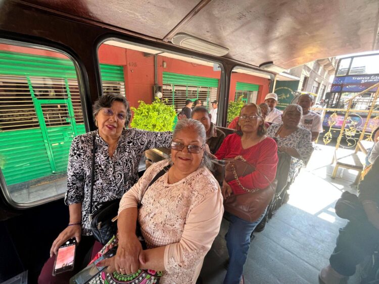 SIGUEN LOS FESTEJOS DEL MES DEL ADULTO MAYOR EN LA CAPITAL POTOSINA.