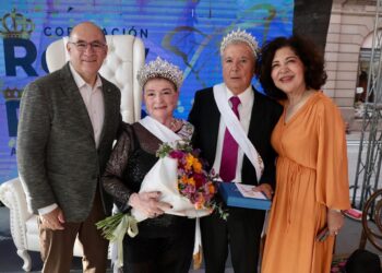 LOS AÑOS BIEN VIVIDOS HOY BRILLAN CON CORONA Y RECONOCIMIENTO.