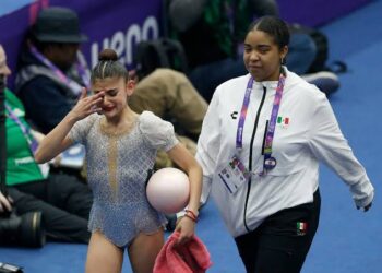 ¡ORGULLO NACIONAL! ANA LUISA ABRAHAM LLORA DE ALEGRÍA TRAS ORO EN ASUNCIÓN 2025.