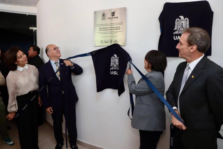 FACULTAD DE COMUNICACIÓN CELEBRA 40 AÑOS.