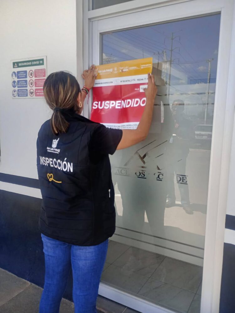 CLAUSURAN EMPRESA EN LA ZONA INDUSTRIAL POR FALTA DE LICENCIA.