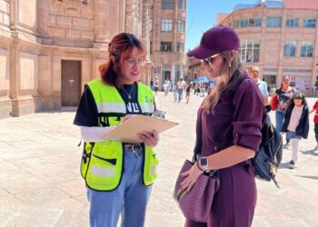 EL ABRAZO QUE SALVÓ UNA VIDA EN IZTAPALAPA.