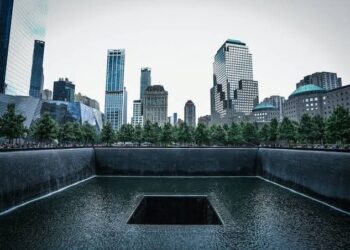 EL ABRAZO QUE SALVÓ UNA VIDA EN IZTAPALAPA.