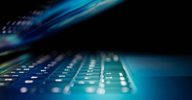 CRUCES SEGUROS EN LA GLORIETA GONZÁLEZ BOCANEGRA.