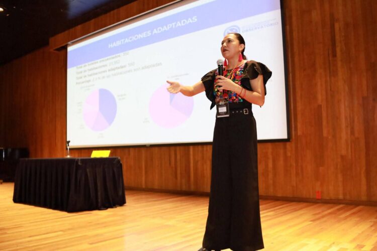 CRUCES SEGUROS EN LA GLORIETA GONZÁLEZ BOCANEGRA.