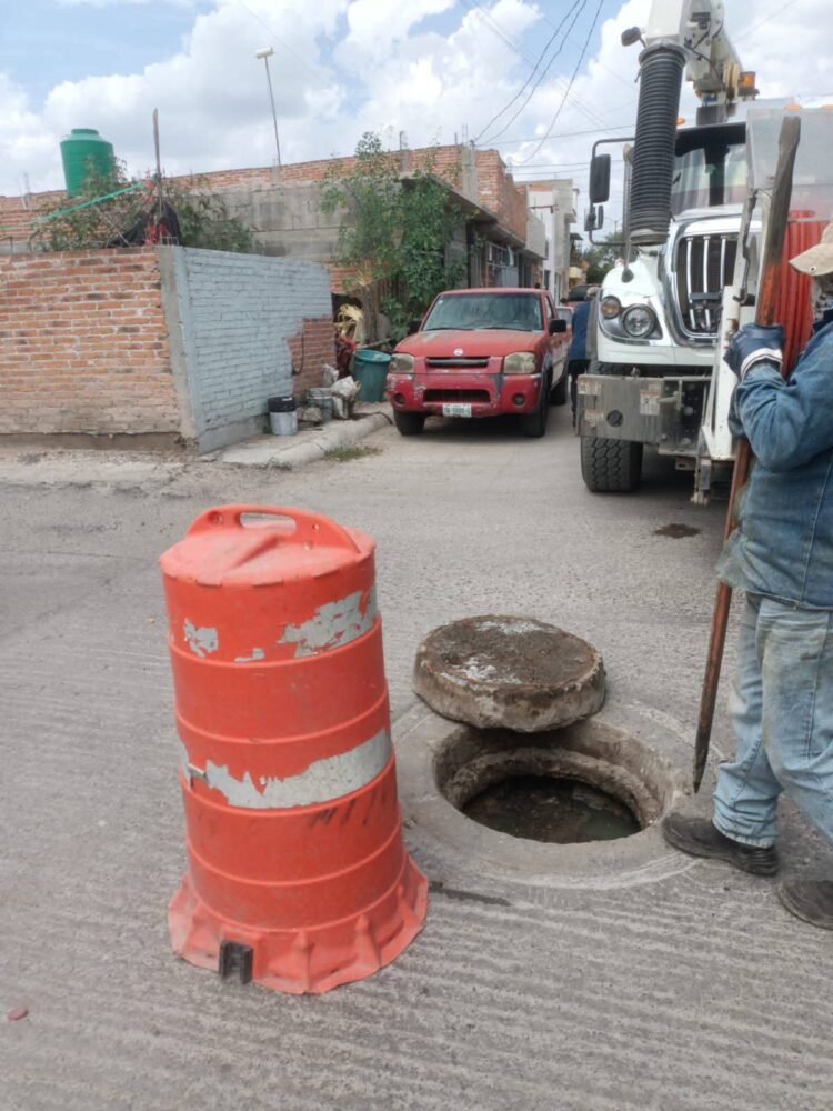 INTERAPAS REFUERZA LIMPIEZA PREVENTIVA TRAS LLUVIAS DEL FIN DE SEMANA.