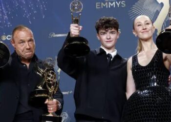 LOS EMMY 2025 RECONOCEN LO MEJOR DE LA TELEVISIÓN EN UNA GALA MEMORABLE.