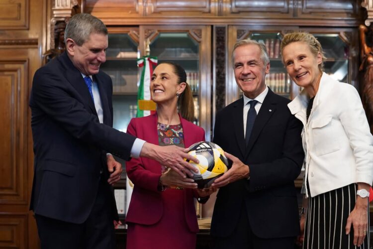 CLAUDIA SHEINBAUM RECIBE EN PALACIO NACIONAL AL PRIMER MINISTRO DE CANADÁ.