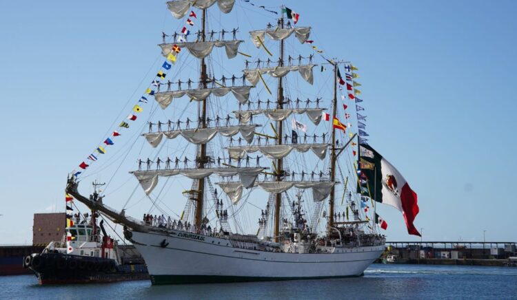 BUQUE ESCUELA “CUAUHTÉMOC” REGRESA A NUEVA YORK TRAS PRUEBAS EN EL MAR.