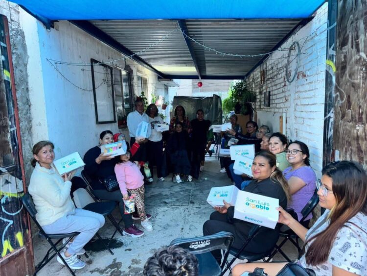 GOBIERNO DE LA CAPITAL IMPULSA EL AUTOEMPLEO EN LAS COLONIAS PROGRESO Y SAN PATRICIO.