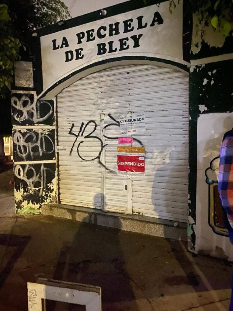 CLAUSURAN BAR EN LA CAPITAL POR HECHOS DE VIOLENCIA Y FALTA DE LICENCIA.