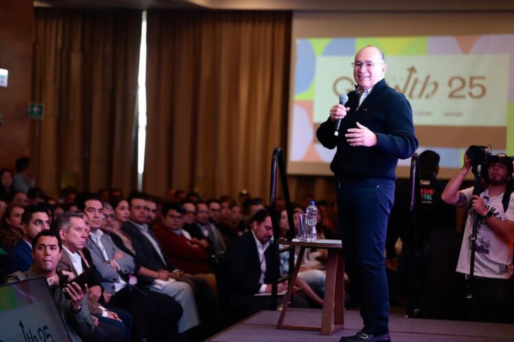 DONA CON KRISPY KREME!!!