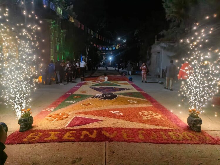 EL PANTEÓN DEL SAUCITO ABRE 48 HORAS POR EL DÍA DE MUERTOS.