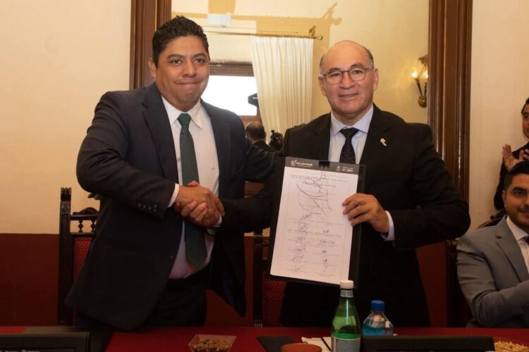 EN SESIÓN SOLEMNE, CABILDO CELEBRA 433 AÑOS DE FUNDACIÓN DE SAN LUIS CAPITAL.