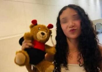 FATIMA BOSCH BRILLA CON UN TRAJE DISEÑADO POR EL POTOSINO FERNANDO ORTIZ