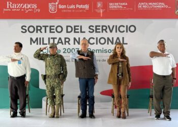 TALLER NAVIDEÑO FOMENTA CREATIVIDAD Y CONVIVENCIA EN LA DELEGACIÓN LA PILA.