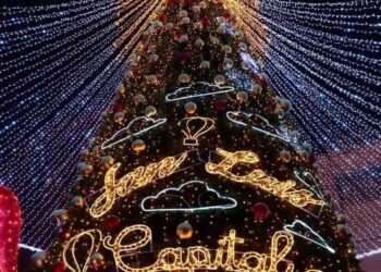 SAN LUIS CAPITAL BRILLA CON EL ENCENDIDO NAVIDEÑO EN EL CENTRO HISTÓRICO.