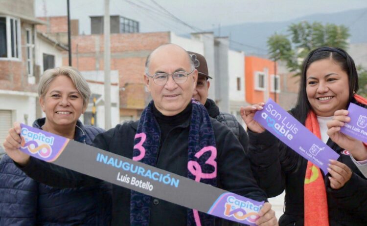 ALCALDE GALINDO ENTREGA OBRA Y REFUERZA APOYO A COLONIA HIMNO NACIONAL.