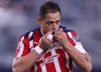 AYUNTAMIENTO DESMANTELA FOCO ROJO DE BASURA EN EJE VIAL.