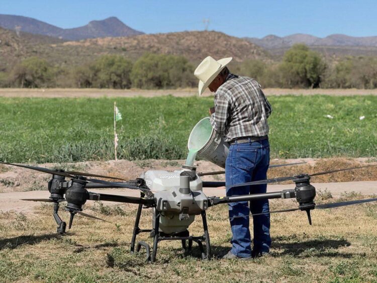 MÁS DE 400 PERSONAS RECIBEN ATENCIÓN EN CENTROS DE SALUD DEL DIF MUNICIPAL