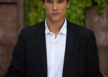 EL TALENTOSO PIANISTA VLADIMIR PETROV OFRECERÁ “UNA GALA ROMÁNTICA” EN SLP.