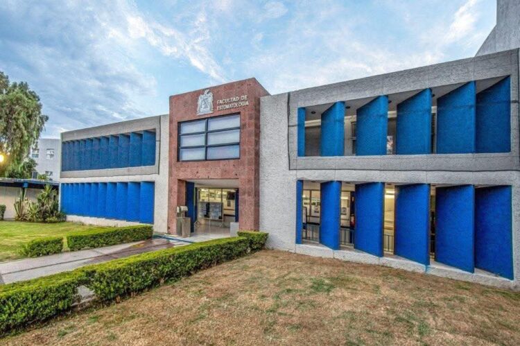 FACULTAD DE ESTOMATOLOGÍA DE LA UASLP INICIA ACTIVIDADES CELEBRA SU 80 ANIVERSARIO.