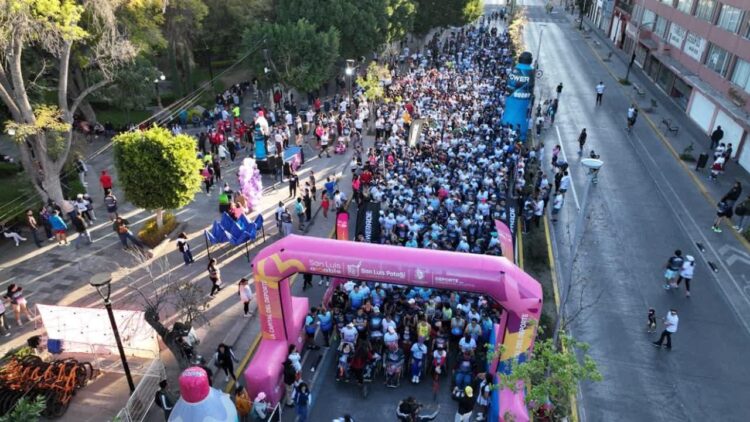 FORTALECEN ESPACIOS DEPORTIVOS EN LA CAPITAL POTOSINA RUMBO AL MUNDIAL 2026.